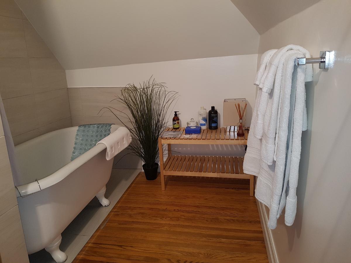 Les Trois Erables Boutique Inn Wakefield Eksteriør billede